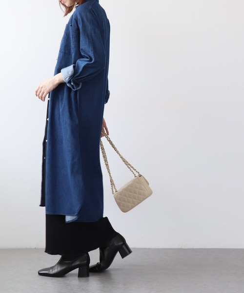 blanc basque（ブランバスク）の「パールボタン ダンガリーデニムワンピース（ワンピース・レディース・ブラック/インディゴブルー/ブルー・38）」の5枚目の写真