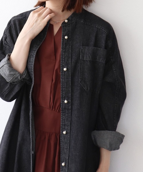 blanc basque（ブランバスク）の「パールボタン ダンガリーデニムワンピース（ワンピース・レディース・ブラック/インディゴブルー/ブルー・38）」の10枚目の写真