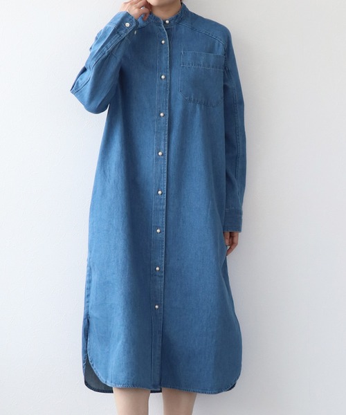 blanc basque（ブランバスク）の「パールボタン ダンガリーデニムワンピース（ワンピース・レディース・ブラック/インディゴブルー/ブルー・38）」の14枚目の写真