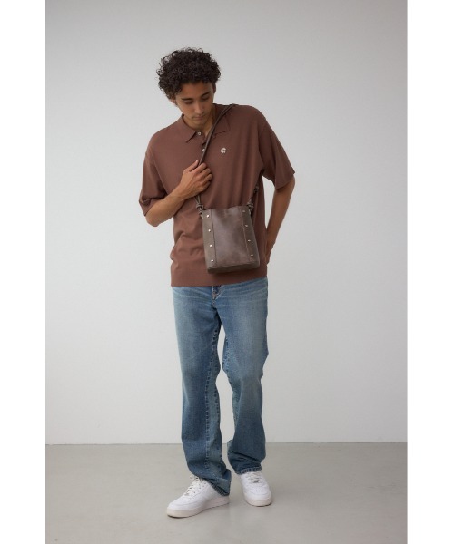 AZUL by moussy(アズールバイマウジー)の「スタッズショルダーバッグ(ショルダーバッグ・メンズ・ブラウン/ブラック・FREE)」の3枚目の写真