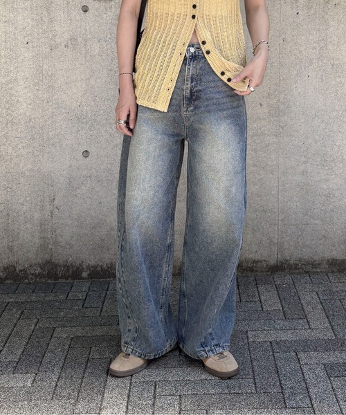 feepur(フェピュール)の「バレルレッグデニムパンツ(デニムパンツ・レディース・サックスブルー/ブラック・LARGE/MEDIUM/SMALL)」の8枚目の写真