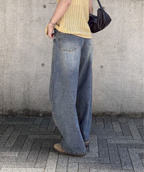 feepur(フェピュール)の「バレルレッグデニムパンツ(デニムパンツ・レディース・サックスブルー/ブラック・LARGE/MEDIUM/SMALL)」の9枚目の写真