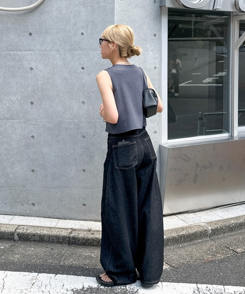 feepur(フェピュール)の「バレルレッグデニムパンツ(デニムパンツ・レディース・サックスブルー/ブラック・LARGE/MEDIUM/SMALL)」の21枚目の写真