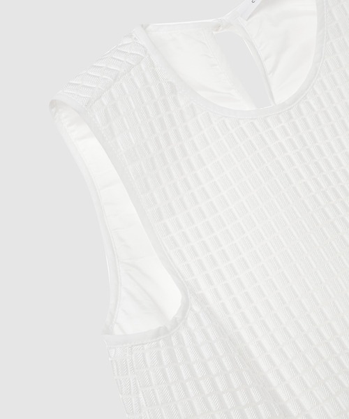 CECILIE BAHNSEN（セシリー バンセン）の「SHORT SLEEVELESS DRESS WITH VOLUMINOUS TIER SKIRT（ドレス・レディース・ホワイト・6）」の7枚目の写真