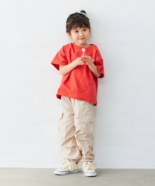 Fluffy BROTHERS（フラッフィーブラザーズ）の「カーゴパンツ（カーゴパンツ・キッズ・ベージュ/ブラック・80/130/140/90/100/110/120）」の2枚目の写真