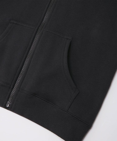 THE NORTH FACE(ザノースフェイス)の「THE NORTH FACE/ザ・ノース・フェイス REARVIEW FZIP HD キッズ パーカー NTJ62560(パーカー・キッズ・パープル/ミックスグレー/ブラック・140cm/130cm/160cm/150cm)」の8枚目の写真