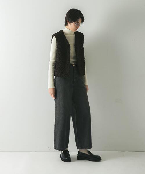 URBAN RESEARCH（アーバンリサーチ）の「ECOPELカーリーファーベスト（ベスト・レディース・アイボリー/ダークブラウン・FREE）」の19枚目の写真