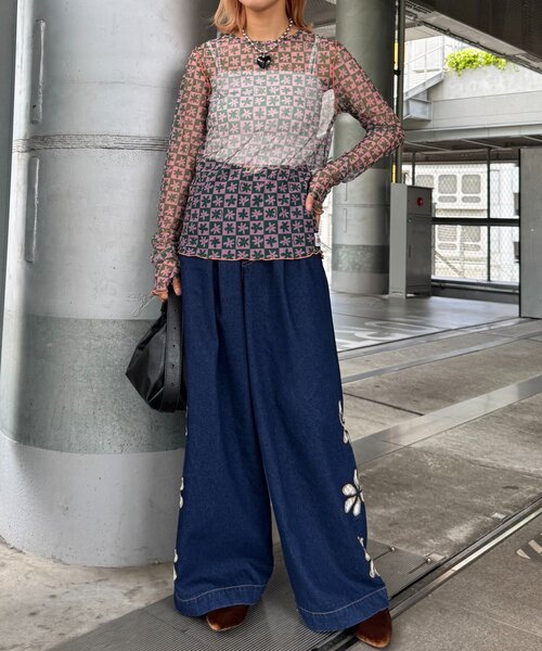 HELLO.SANFRANCISCO（ハローサンフランシスコ）の「【HELLO.SANFRANCISCO/ハローサンフランシスコ】アソートーシアートップス（Tシャツ/カットソー・レディース・グリーン/レッド/ブラック/サックスブルー/オレンジ/オレンジ系その他/ブラック系その他・ONE SIZE）」の18枚目の写真