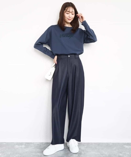 MK MICHEL KLEIN（エムケーミッシェルクラン）の「刺繍ロゴデザイン