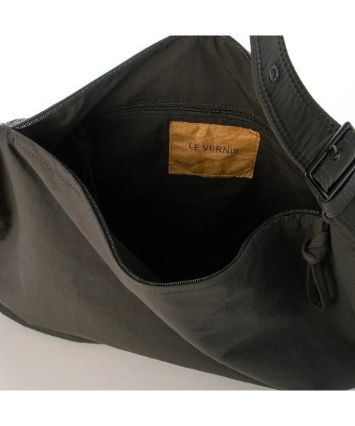 Mode et Jacomo（モードエジャコモ）の「【LE VERNIS】 トートバッグ（トートバッグ・レディース・ダークブラウン/ブラック/ベージュ/グレー・FREE）」の22枚目の写真