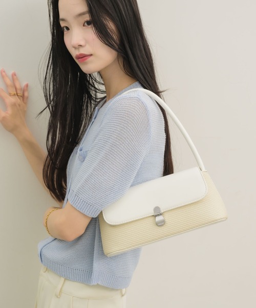 NEUNA(ヌナ)の「バックルハンドバッグ(かごバッグ・レディース・ベージュ/ブラック/ホワイト・FREE)」の20枚目の写真