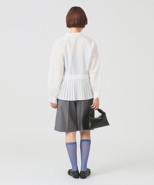 Ray BEAMS(レイビームス)の「プリーツ キリカエ バンドカラー シャツ(シャツ/ブラウス・レディース・ブラック/サックスブルー/ホワイト・ONE SIZE)」の6枚目の写真