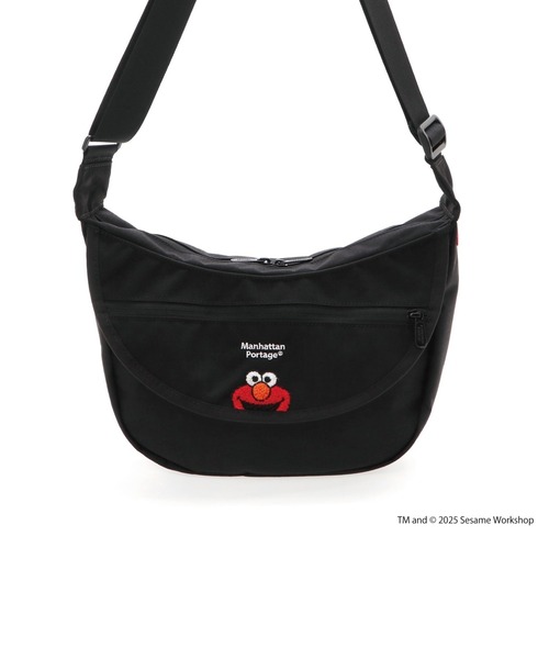 Manhattan Portage（マンハッタンポーテージ）の「DUET SHOULDER BAG FZP MGNT 500D CORDURA SESAME ST（ショルダーバッグ・レディース・ブラック・SMALL）」の2枚目の写真