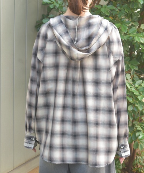 axes femme（アクシーズファム）の「フード付きチェックシャツ（シャツ/ブラウス・レディース・ブラック/ベージュ/ネイビー・FREE）」の6枚目の写真