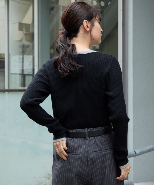 MONO-MART(モノマート)の「配色 ヘンリーネック プルオーバーリブニット(ニット/セーター・レディース・アイボリー/ブラウン/ブラック/ネイビー系/チャコール/杢グレー・FREE)」の15枚目の写真