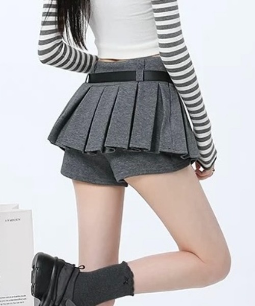 LADY LIKE（レディライク）の「ベルト付きボックスプリーツミニスカート（スカート・レディース・グレー/ブラック・M/S/L）」の7枚目の写真