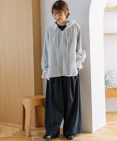 POU DOU DOU（プードゥドゥ）の「ダブルフリルカラーブラウス（シャツ/ブラウス・レディース・インディゴブルー/ブラック/オフホワイト・M）」の14枚目の写真