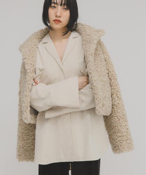 KBF(ケイビーエフ)の「ピーチスキンBIGシャツ(シャツ/ブラウス・レディース・チャコールグレー/アイボリー/グレー系その他・ONE)」の20枚目の写真