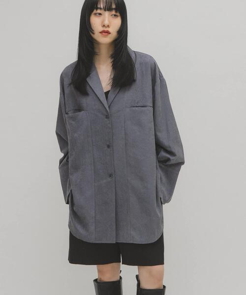 KBF(ケイビーエフ)の「ピーチスキンBIGシャツ(シャツ/ブラウス・レディース・チャコールグレー/アイボリー/グレー系その他・ONE)」の6枚目の写真