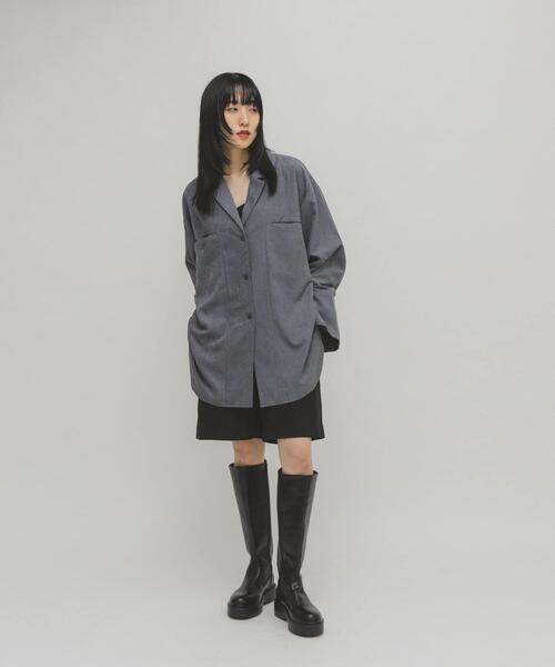 KBF(ケイビーエフ)の「ピーチスキンBIGシャツ(シャツ/ブラウス・レディース・チャコールグレー/アイボリー/グレー系その他・ONE)」の8枚目の写真