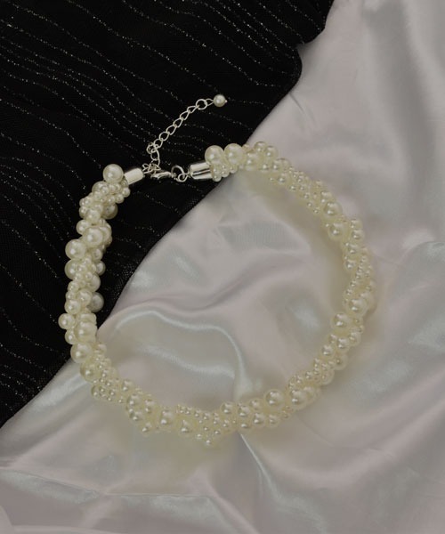 TONE SELECT GOODS（トーンセレクトグッズ）の「【resonance】パール 4連ツイストデザイン ネックレス/チョーカー【オケージョン】（ネックレス・レディース・ホワイト・FREE）」の3枚目の写真