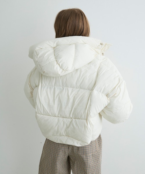 Mirette(ミレット)の「クロップドパファージャケット / Short Puffer Jacket(ダウンジャケット/コート・レディース・ブラウン/ホワイト/ブラック・MEDIUM/SMALL)」の10枚目の写真