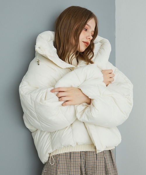 Mirette(ミレット)の「クロップドパファージャケット / Short Puffer Jacket(ダウンジャケット/コート・レディース・ブラウン/ホワイト/ブラック・MEDIUM/SMALL)」の12枚目の写真