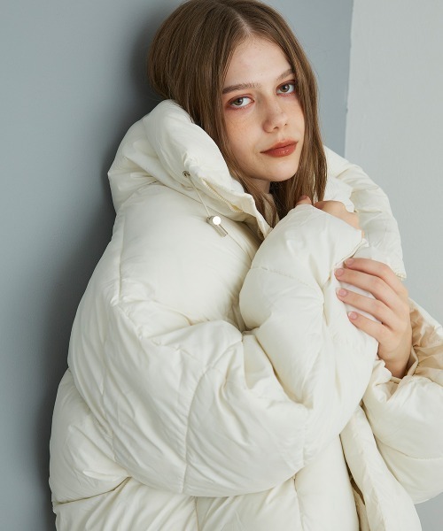 Mirette(ミレット)の「クロップドパファージャケット / Short Puffer Jacket(ダウンジャケット/コート・レディース・ブラウン/ホワイト/ブラック・MEDIUM/SMALL)」の14枚目の写真