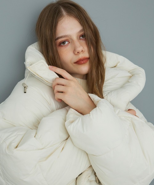 Mirette(ミレット)の「クロップドパファージャケット / Short Puffer Jacket(ダウンジャケット/コート・レディース・ブラウン/ホワイト/ブラック・MEDIUM/SMALL)」の15枚目の写真