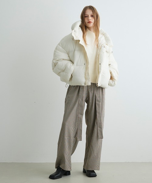 Mirette(ミレット)の「クロップドパファージャケット / Short Puffer Jacket(ダウンジャケット/コート・レディース・ブラウン/ホワイト/ブラック・MEDIUM/SMALL)」の17枚目の写真