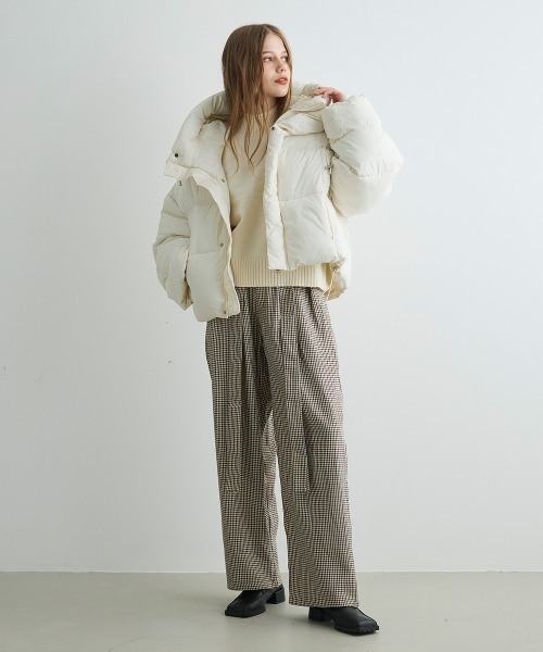 Mirette(ミレット)の「クロップドパファージャケット / Short Puffer Jacket(ダウンジャケット/コート・レディース・ブラウン/ホワイト/ブラック・MEDIUM/SMALL)」の19枚目の写真