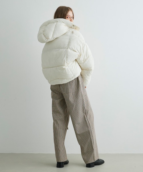 Mirette(ミレット)の「クロップドパファージャケット / Short Puffer Jacket(ダウンジャケット/コート・レディース・ブラウン/ホワイト/ブラック・MEDIUM/SMALL)」の22枚目の写真
