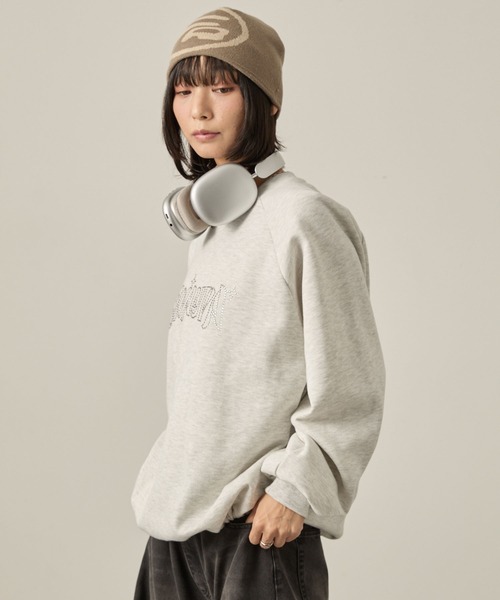 Snap club（スナップクラブ）の「【Snap club】ドロスト ラインストーン/ラメ刺繍 グラフィックラグランスウェット（スウェット・レディース・スミクロ/オートミール/ワイン系/グレー系・L/M）」の12枚目の写真