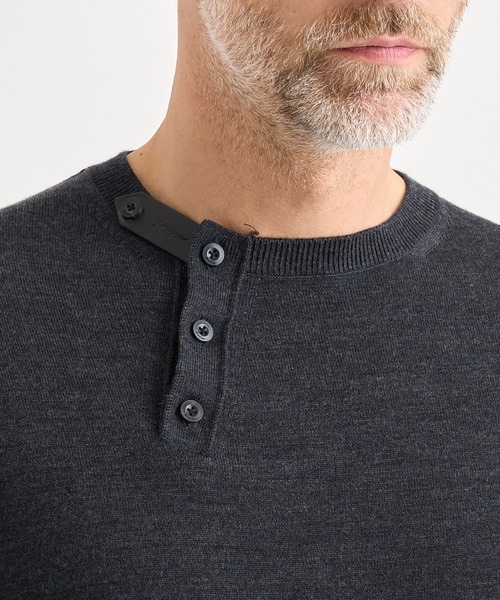 IRENISA(イレニサ)の「【irenisa/イレニサ】別注WOOL CREW-NECK KNIT PULLOVER(ニット/セーター・メンズ・ダークグレー/グレー/ワインレッド/ブラック・4/3/2)」の15枚目の写真
