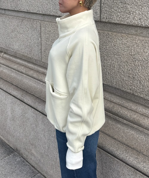 JENNE(ジェンヌ)の「日本製裏起毛スタンドトップス(保温性機能生地)(Tシャツ/カットソー・レディース・ベージュ系その他/アイボリー・SMALL/MEDIUM/LARGE)」の11枚目の写真