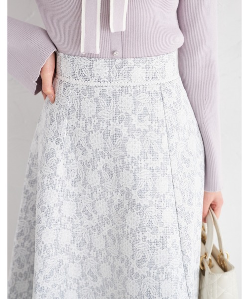 tocco closet(トッコ クローゼット)の「レースボンディングツイードフレアスカート(スカート・レディース・ブラック/グレー・M)」の18枚目の写真