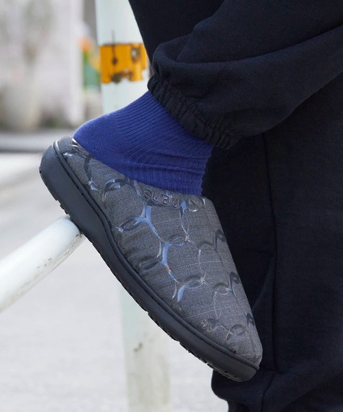 SUBU（スブ）の「SUBU/スブ DOTS FRANKEN スーツ生地 シルクプリント サンダル スリッポン（スリッポン・メンズ・ブラック/グレー/ネイビー・1/2/3）」の3枚目の写真