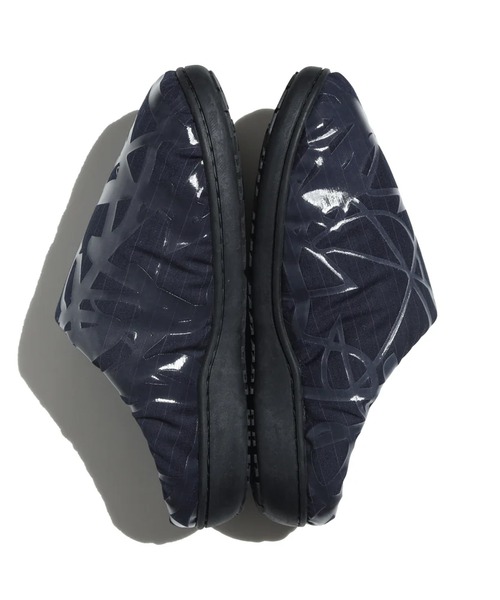 SUBU（スブ）の「SUBU/スブ DOTS FRANKEN スーツ生地 シルクプリント サンダル スリッポン（スリッポン・メンズ・ブラック/グレー/ネイビー・1/2/3）」の6枚目の写真