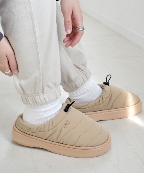 AmiAmi（アミアミ）の「【防寒・軽量】あったかモックシューズ 厚底ファースリッパ サボ/冬用サンダル/ペディンシューズ（その他シューズ・レディース・ピンク/ベージュ/アイボリー/ブラック・40-41/38-39/36-37）」の19枚目の写真