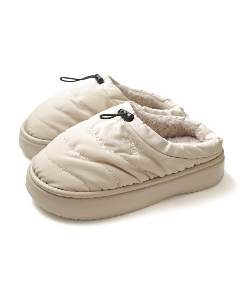 AmiAmi（アミアミ）の「【防寒・軽量】あったかモックシューズ 厚底ファースリッパ サボ/冬用サンダル/ペディンシューズ（その他シューズ・レディース・ピンク/ベージュ/アイボリー/ブラック・40-41/38-39/36-37）」の5枚目の写真