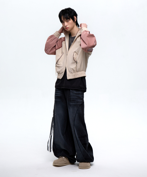 RSSC(アールエスエスシー)の「CURVED INCISION BALLOON DENIM PANTS - BLACK(デニムパンツ・レディース・その他・1/2)」の4枚目の写真