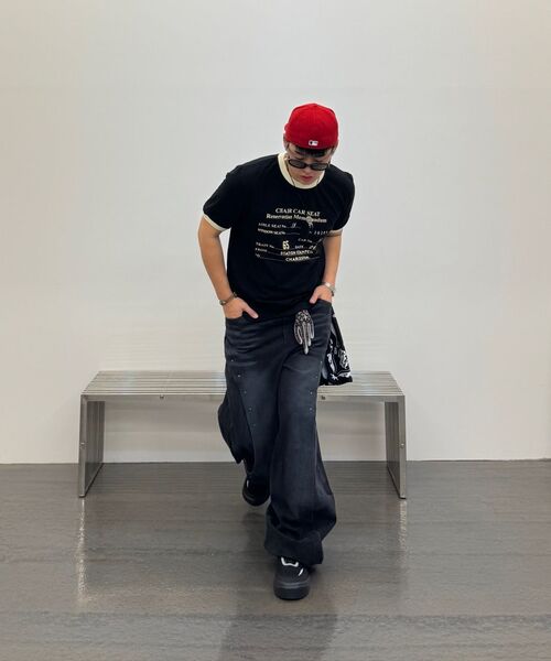 RSSC(アールエスエスシー)の「CURVED INCISION BALLOON DENIM PANTS - BLACK(デニムパンツ・レディース・その他・1/2)」の21枚目の写真