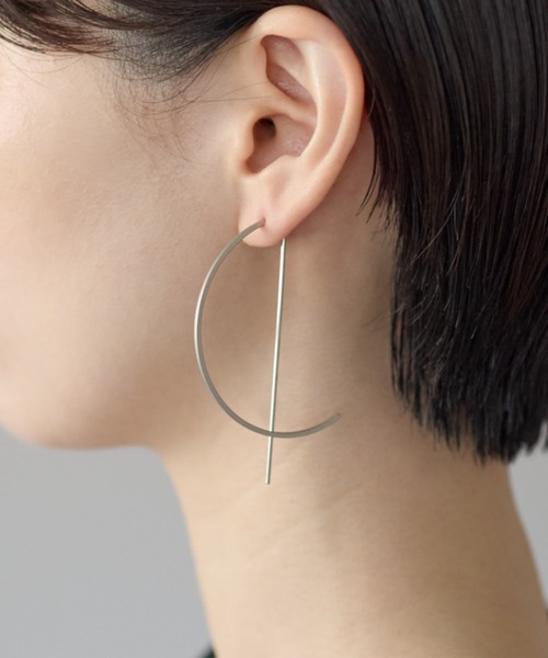 ciite' surgical stainless(シーテサージカルステンレス)の「【 金属アレルギー対応 】 ハーフサークルピアス サージカルステンレス(ピアス(両耳用)・レディース・ゴールド/シルバー・FREE)」の7枚目の写真