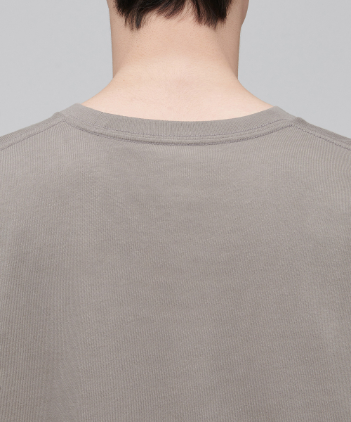 MUSINSA STANDARD（ムシンサスタンダード）の「オーバーサイズクルーネックTシャツ[ダスティベージュ]（Tシャツ/カットソー・メンズ・その他・MEDIUM）」の4枚目の写真