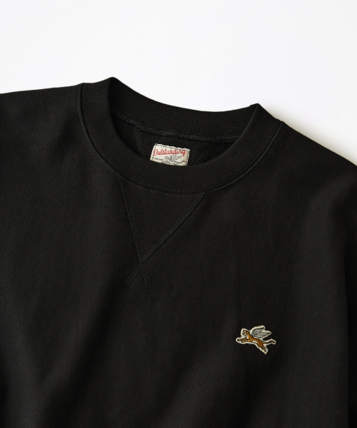OUTSTANDING(アウトスタンディング)の「MIGHTY TIGER LOGO SWEAT_BLACK(スウェット・レディース・その他・SMALL/MEDIUM/LARGE/X-LARGE)」の2枚目の写真