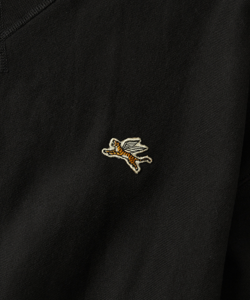 OUTSTANDING(アウトスタンディング)の「MIGHTY TIGER LOGO SWEAT_BLACK(スウェット・レディース・その他・SMALL/MEDIUM/LARGE/X-LARGE)」の3枚目の写真