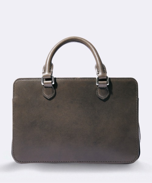 aniary(アニアリ)の「ミニブリーフ(ゼオライトレザー)(クラッチバッグ・メンズ・ネイビー/キャメル/チャコールグレー・FREE)」の1枚目の写真