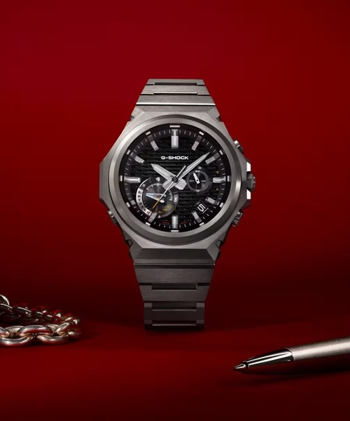 G-SHOCK（ジーショック）の「G-SHOCK/ジーショック 腕時計 G-STEEL GST-B1000D-1AJF（アナログ腕時計・メンズ・シルバー・FREE）」の2枚目の写真