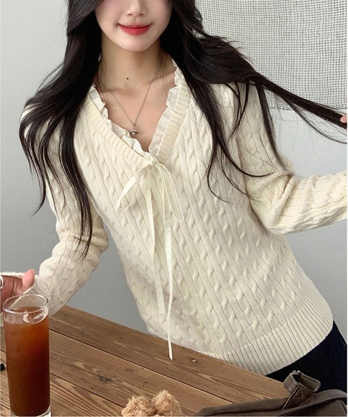 MAISON DE THERESE(メゾン ド テレーズ)の「Vネック ケーブル インナー リボン(ニット/セーター・レディース・アイボリー/レッド/ネイビー・FREE)」の10枚目の写真