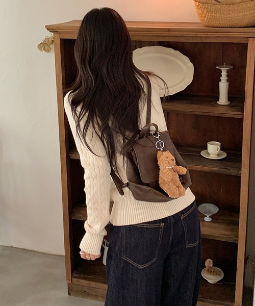 MAISON DE THERESE(メゾン ド テレーズ)の「Vネック ケーブル インナー リボン(ニット/セーター・レディース・アイボリー/レッド/ネイビー・FREE)」の22枚目の写真